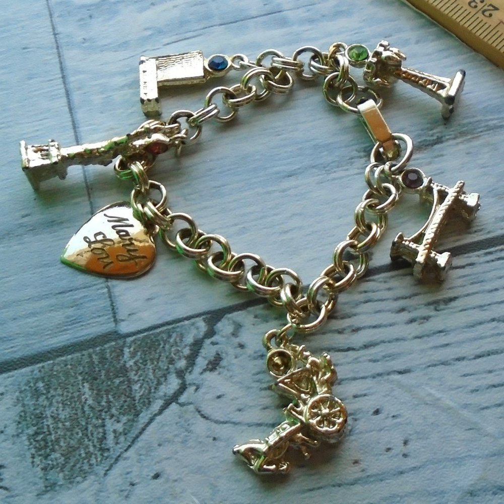 New York themed charm bracelet named Mary Lou